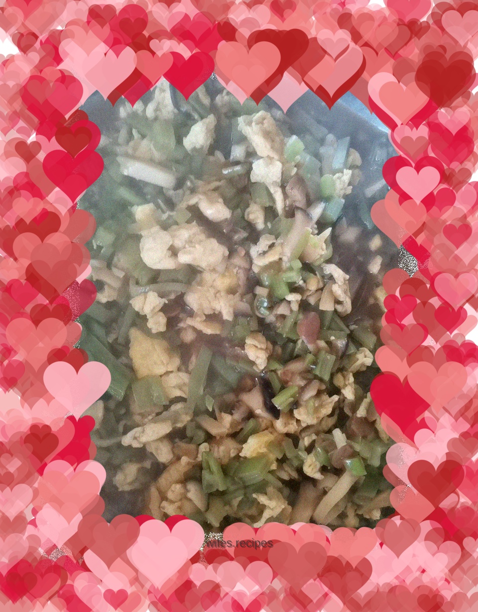 Bean and Mushroom Fried Soybean Noodles
