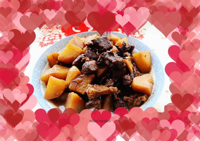 Wild boar and roasted potatoes