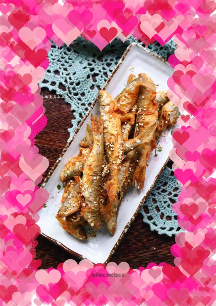Dry fried small fish