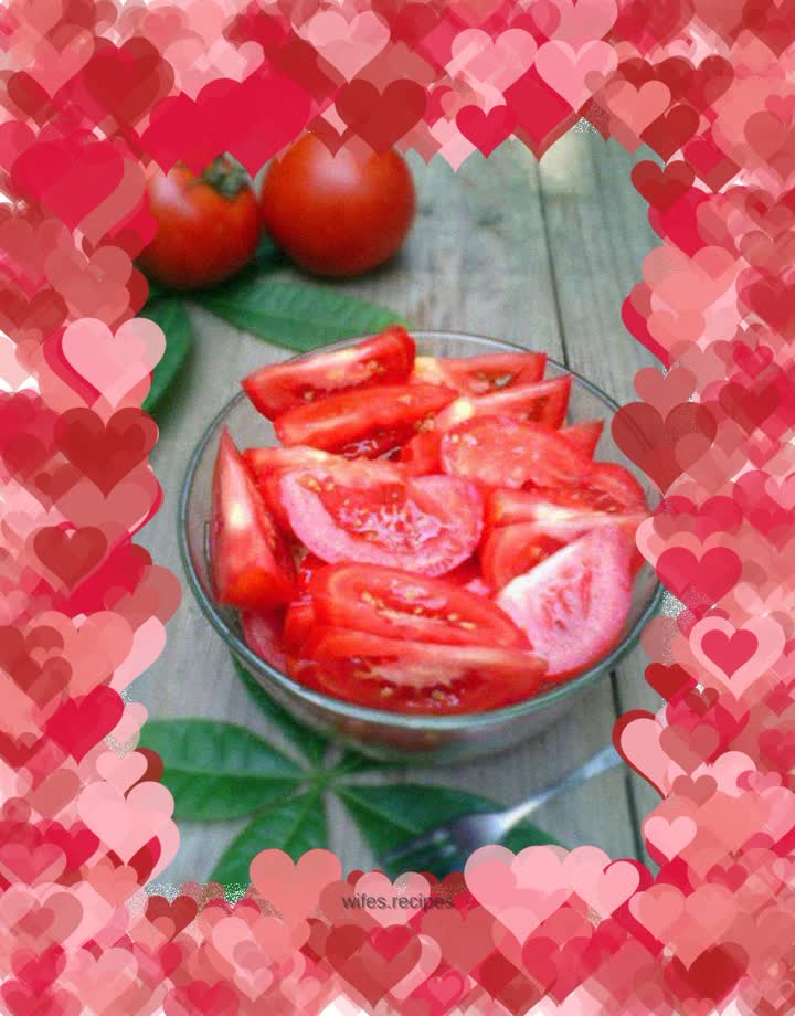 Honey mixed with tomatoes