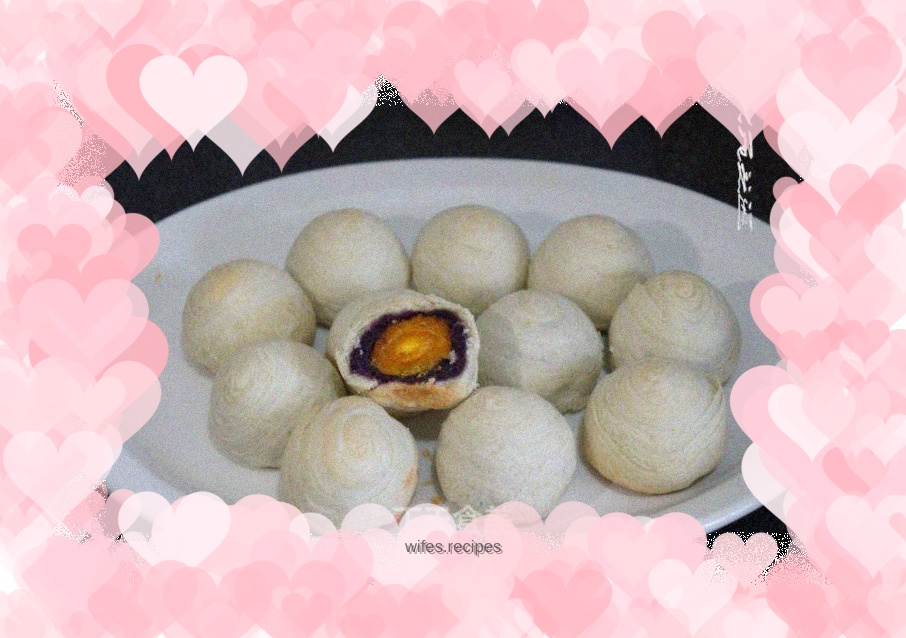 Matcha egg yolk cake