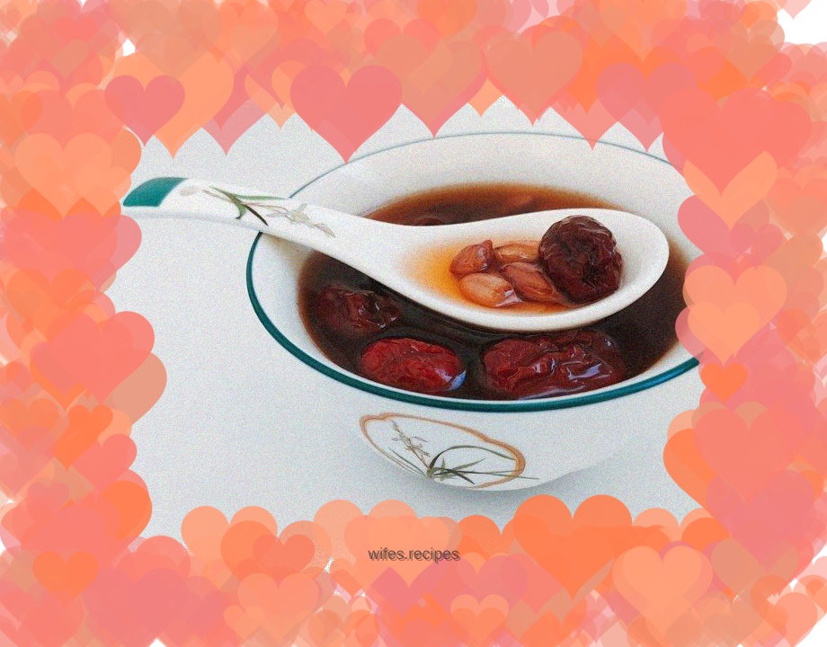 Red dates and peanut soup