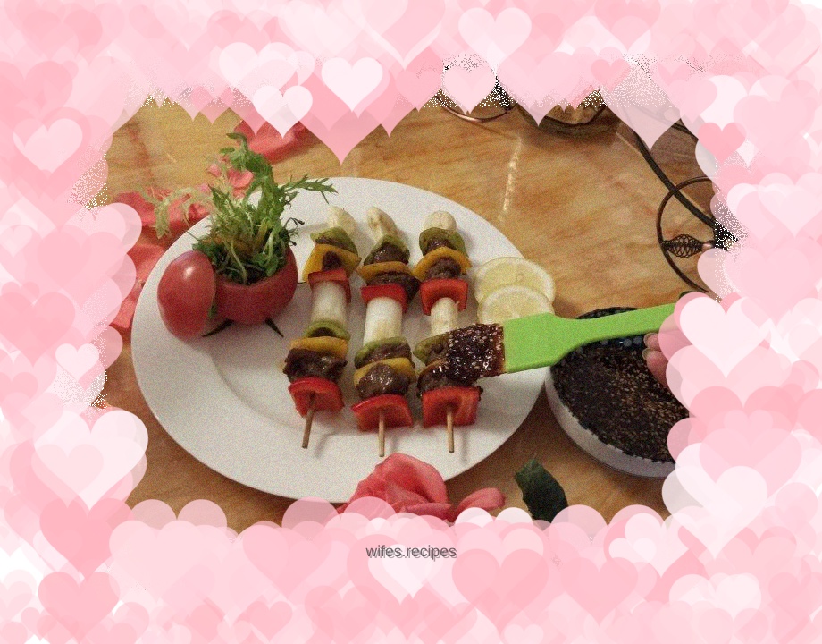 Beef and vegetable skewers & red wine