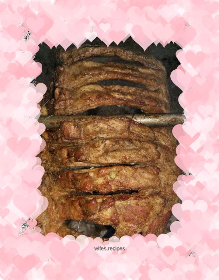 Grilled pork ribs, grilled chicken