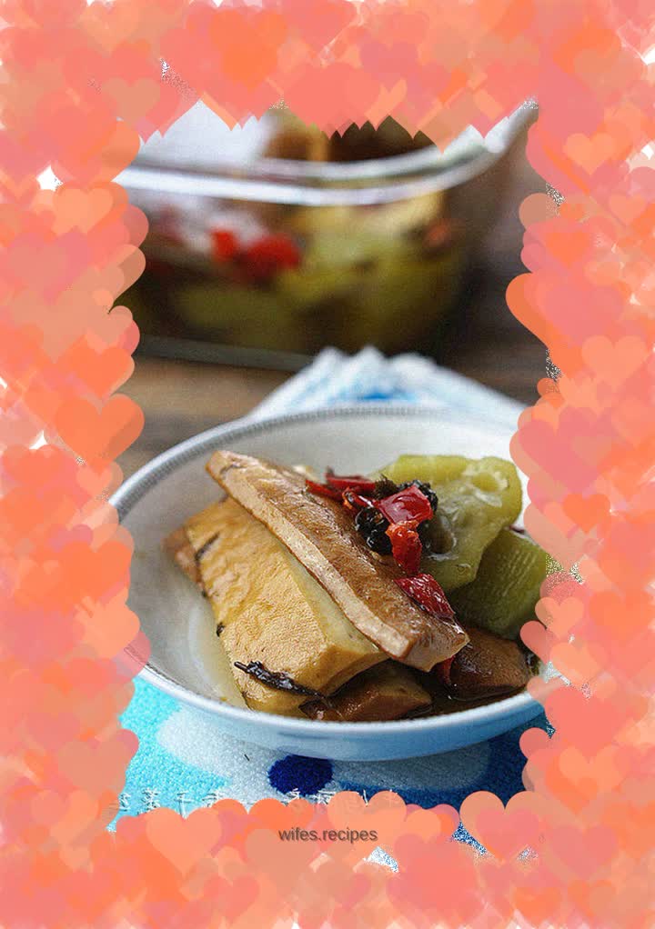 Luffa steamed dried tofu