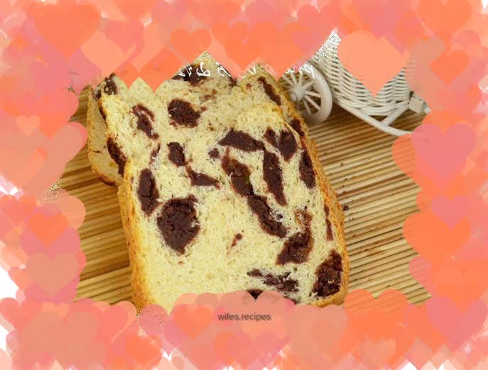 Medium Toast with Rose Bean Paste