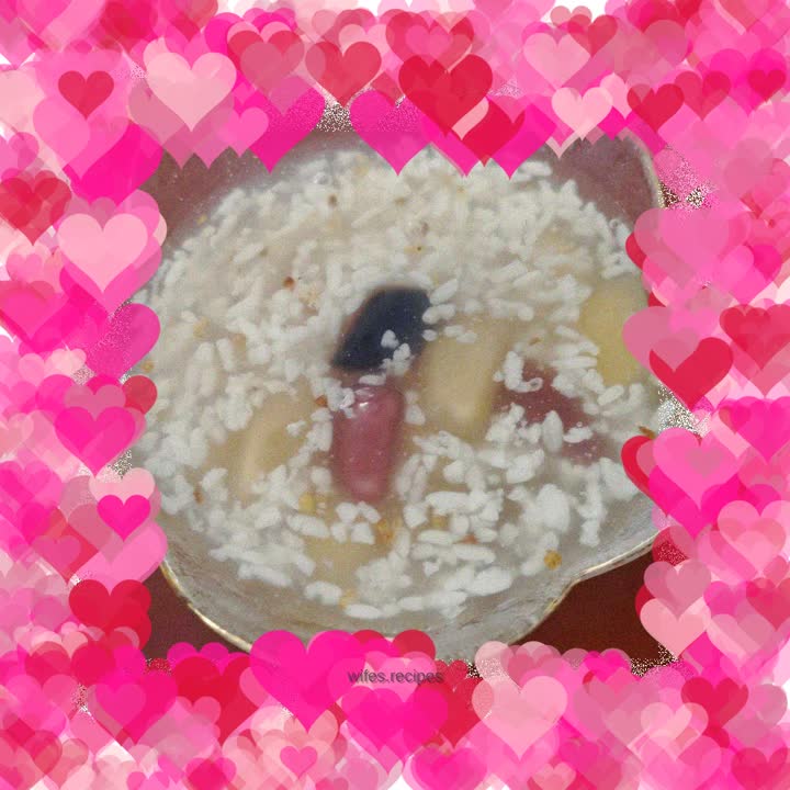 Taro ball soup stuffed with sweet-scented osmanthus wine