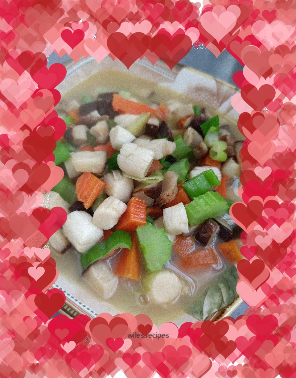 Braised Scallops with Carrots and Shiitake Mushrooms