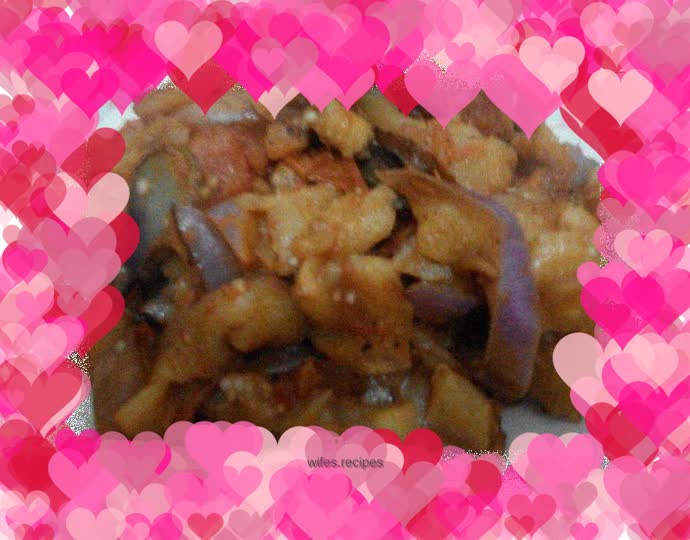 Fried eggplant with tomatoes