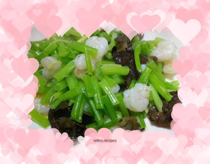 Stir-fried shrimps with celery