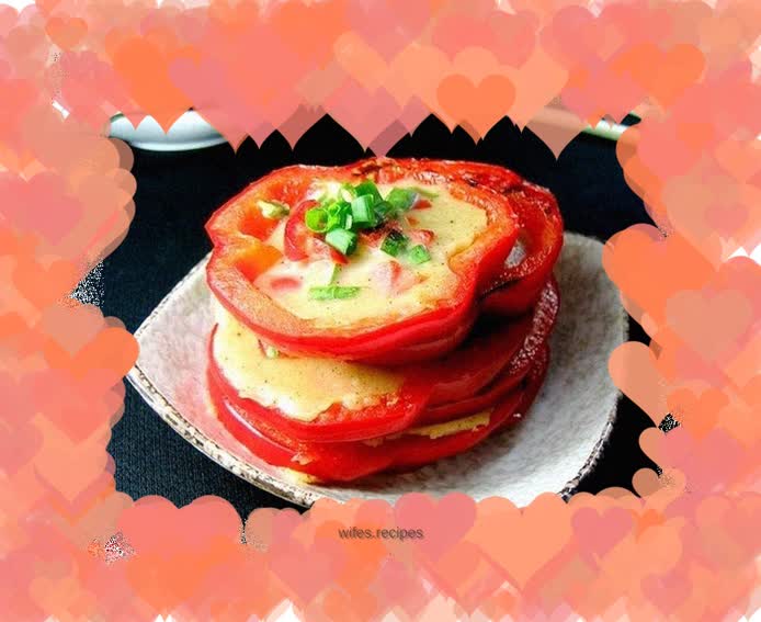 Colorful pepper ring egg pancake