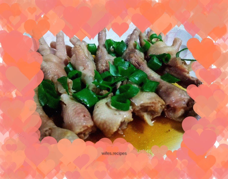 Braised chicken feet