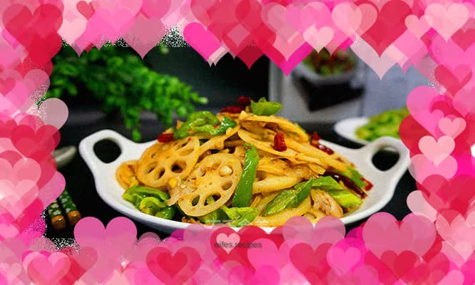 Spicy fried lotus root slices