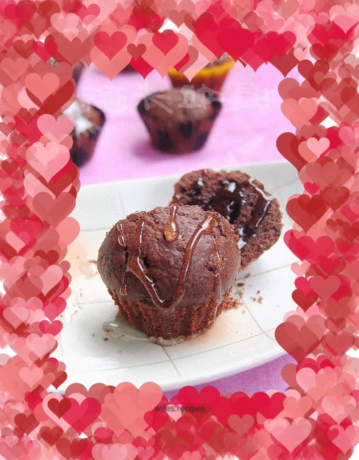Eat a strong taste of love - simple cocoa honey cake