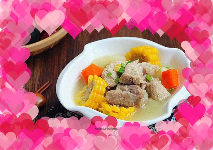 Corn, water chestnuts and pork ribs soup