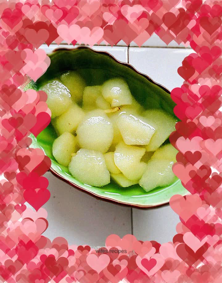 Stewed Autumn Pears with Houttuynia Cordata