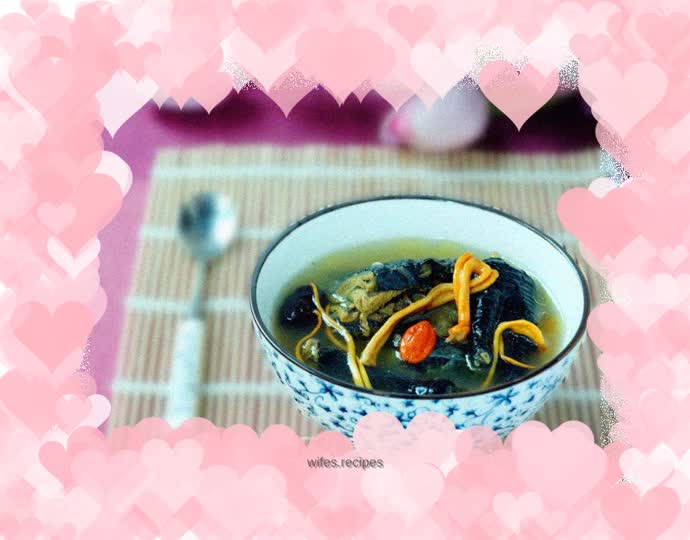 Medicinal black-bone chicken soup