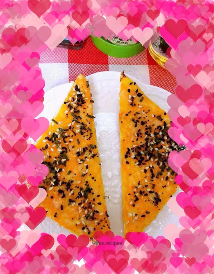 Grilled toast with shrimp paste and seaweed strips