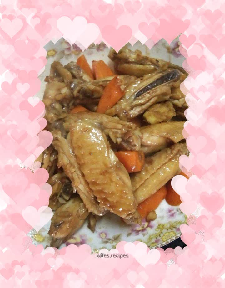 Garlic Coke Braised Chicken Wings