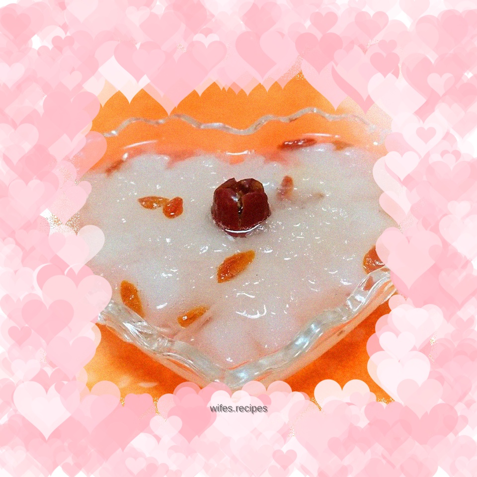 Beauty and fat reduction fresh cloud ear pear soup