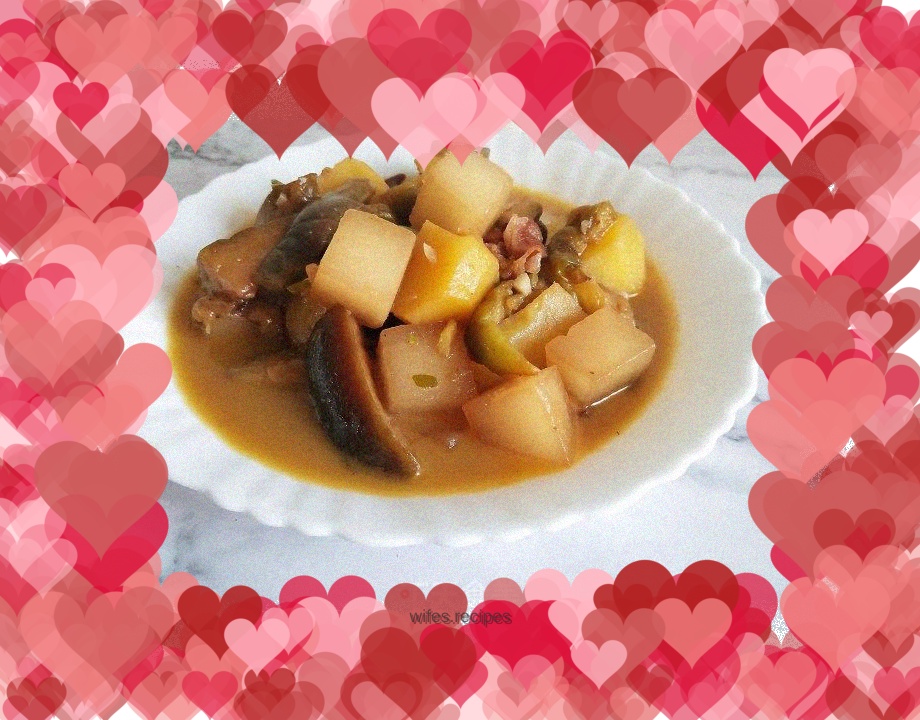 Eggplant Stewed with White Radish and Potatoes