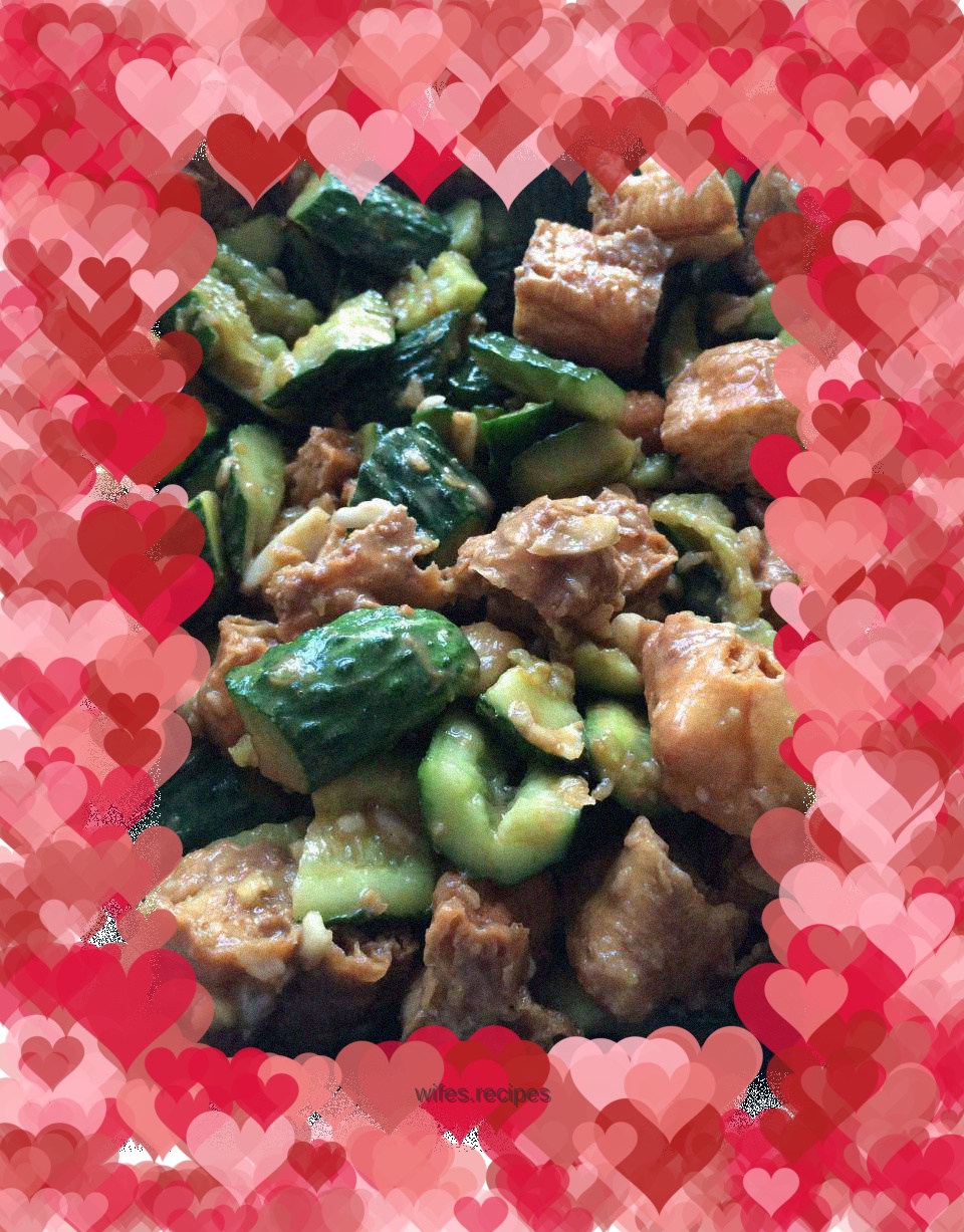 Fried dough sticks and cucumber