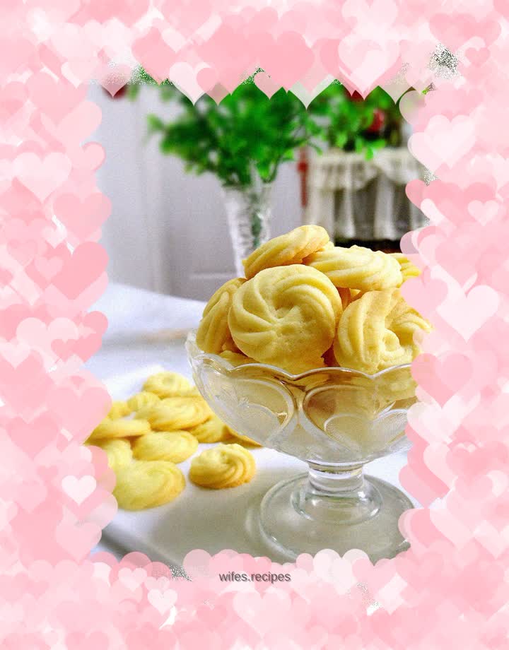 Egg yolk biscuits