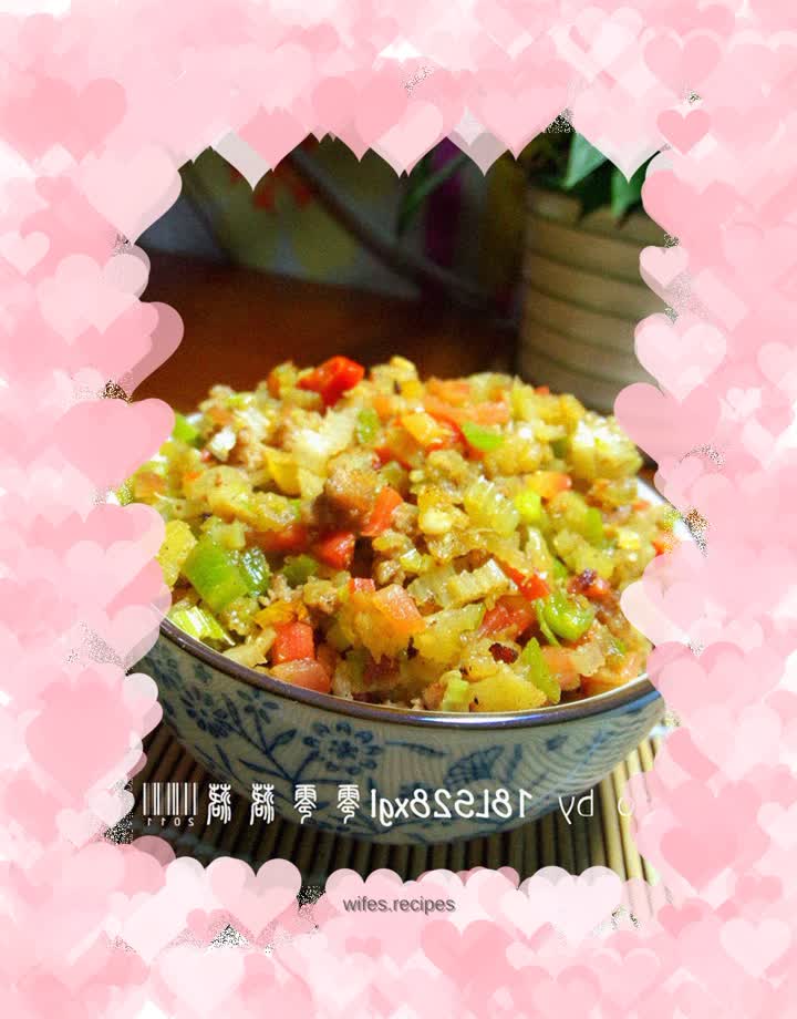 Private Dishes: Minced Pork with Pickled Peppers and Celery