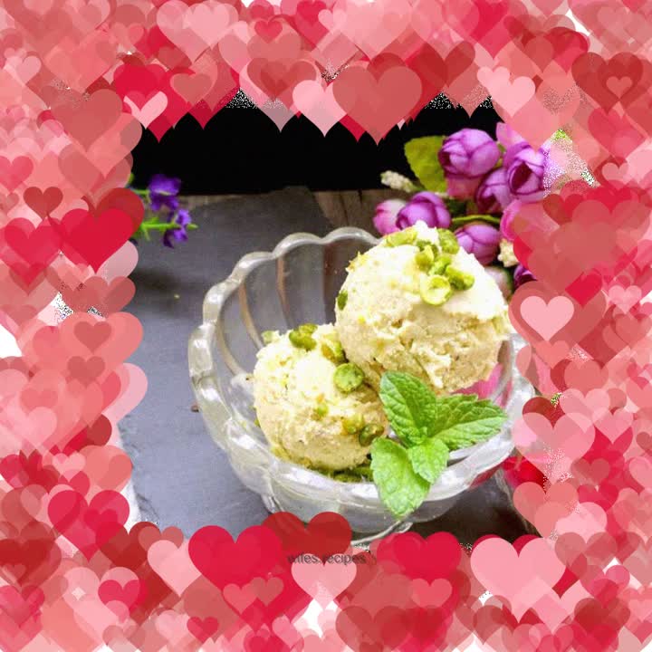 Pistachio ice cream