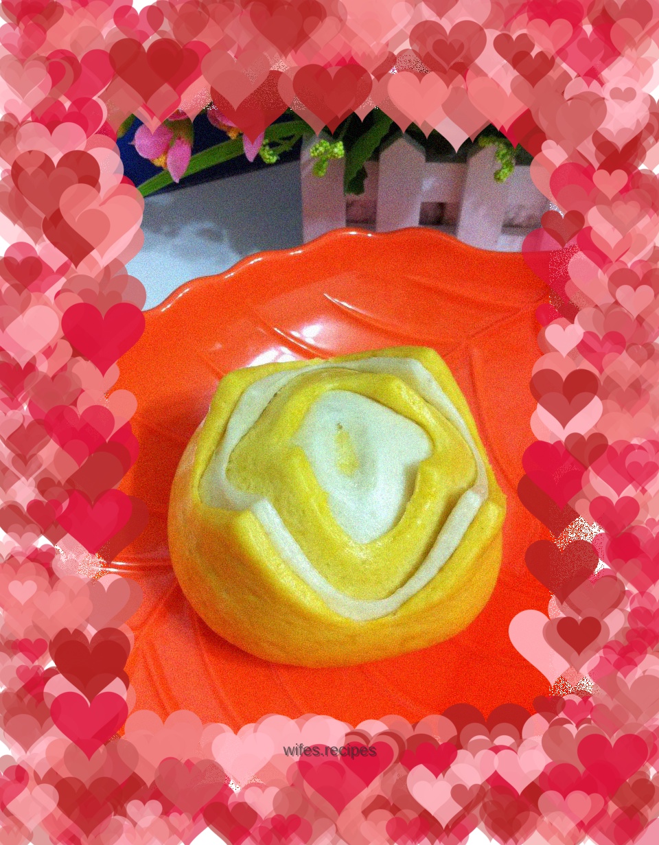 Pumpkin two-color steamed buns