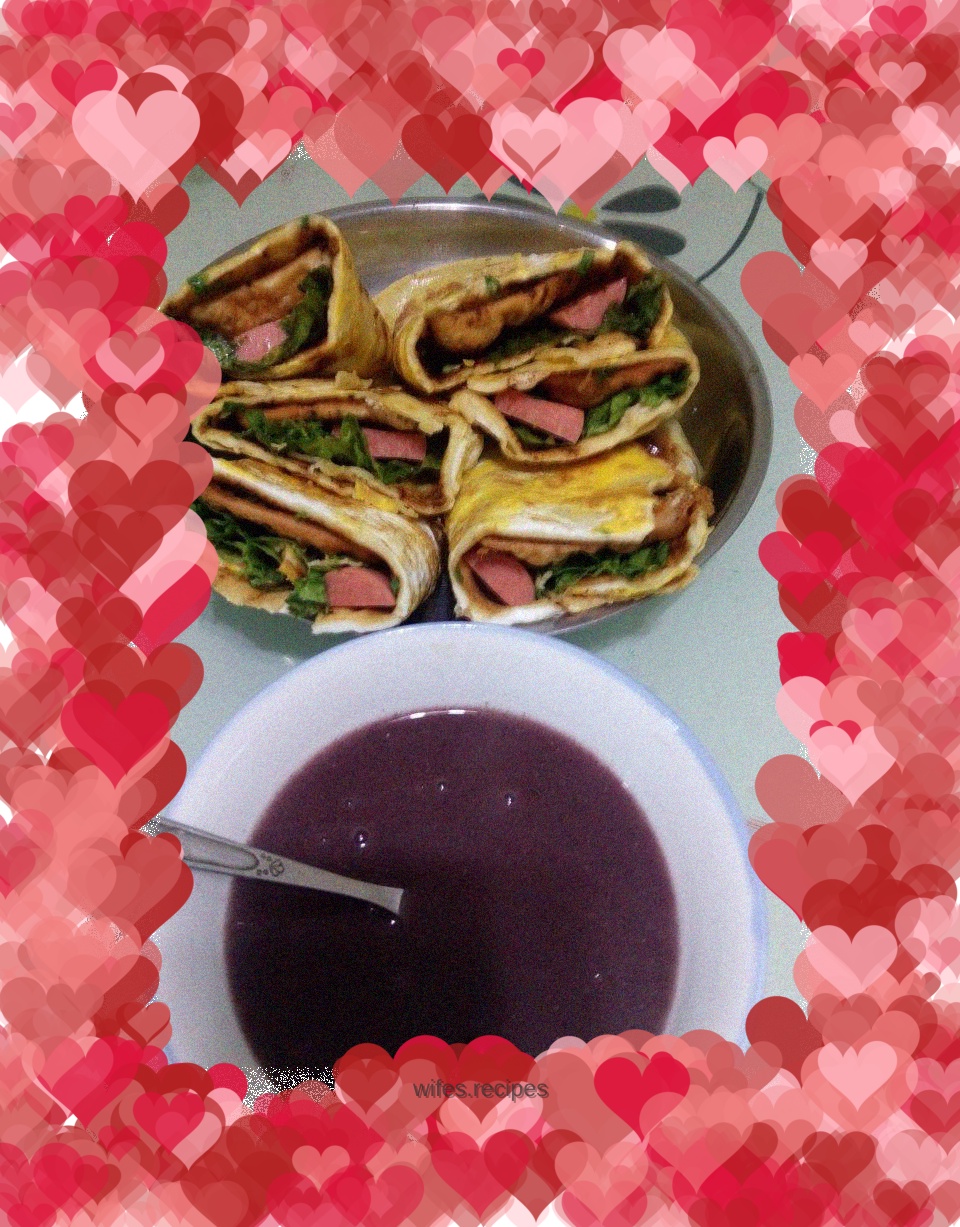 Yellow and white flour pancake fruit