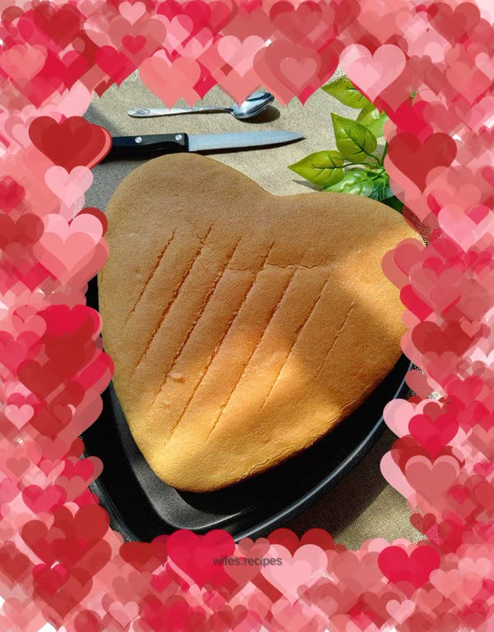 Heart-shaped chiffon cake