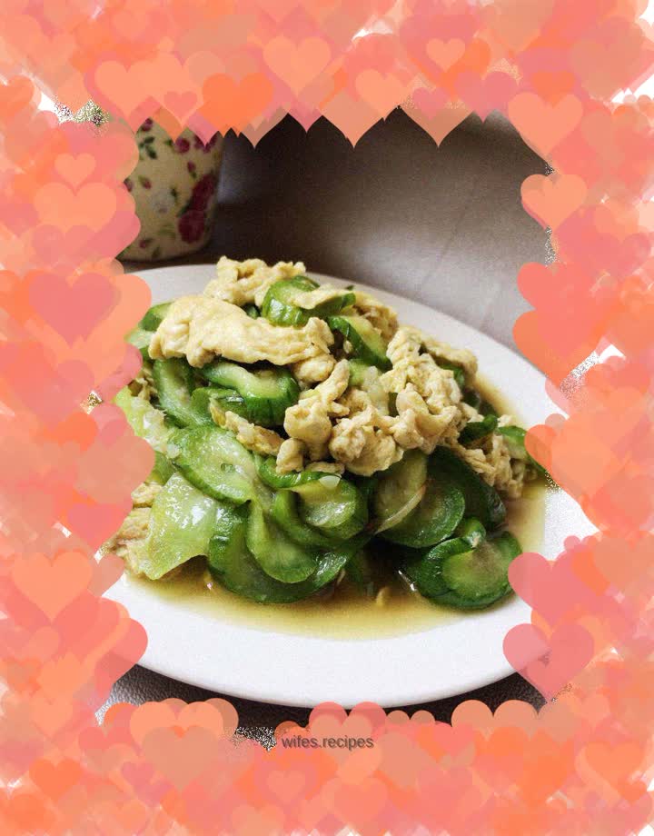 Scrambled eggs with loofah