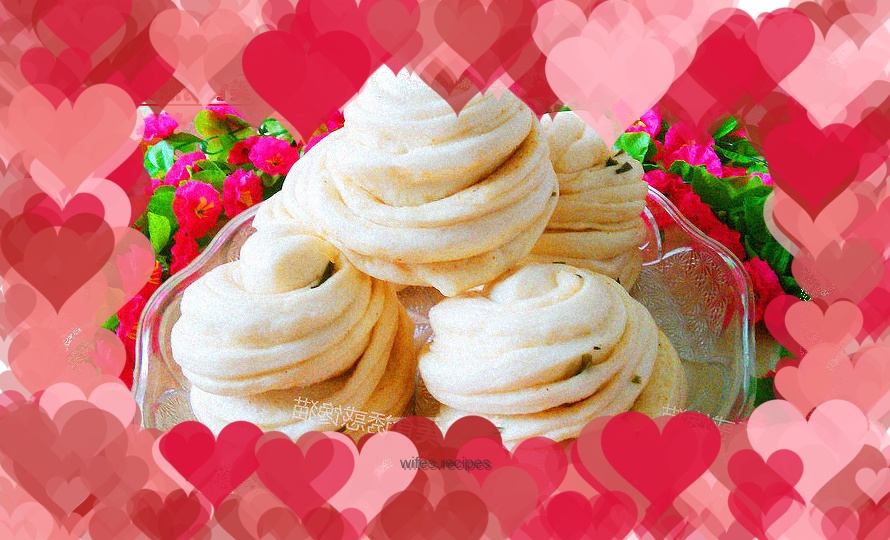 Spiral milk-flavored pork floss rolls