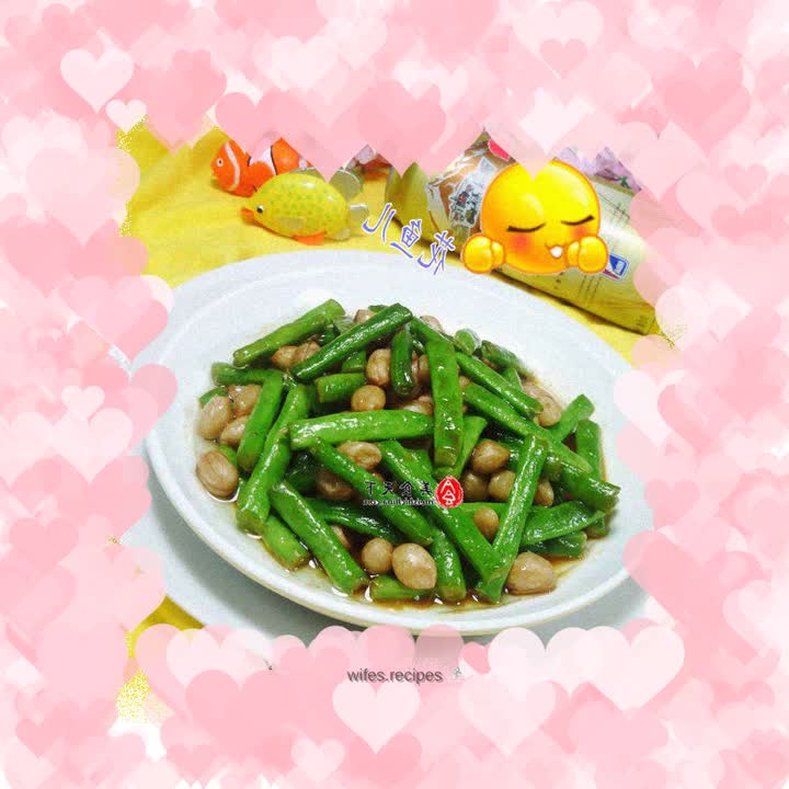 Stir-fried plum beans with fresh flowers