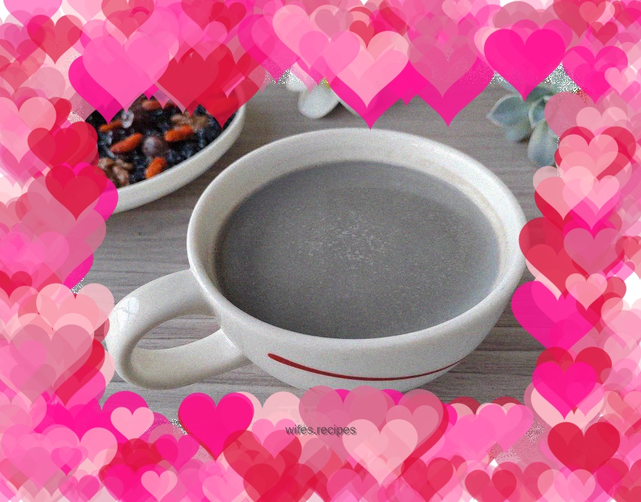 Black sesame soy milk
