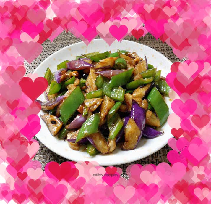Fried eggplant with green pepper