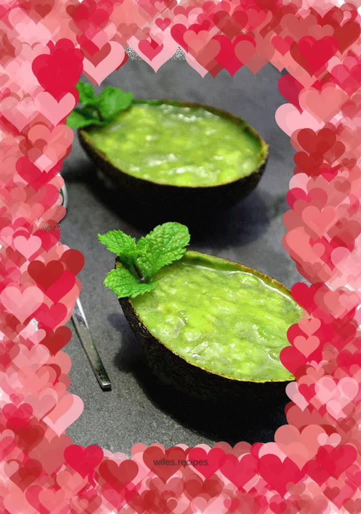 Warming and nourishing avocado bird's nest