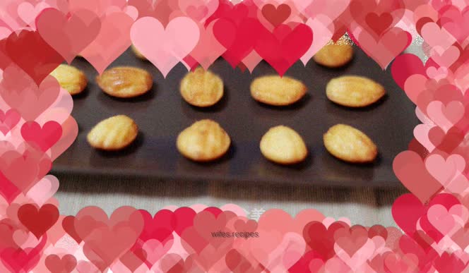 Beginner’s favorite dessert, mini orange madeleines