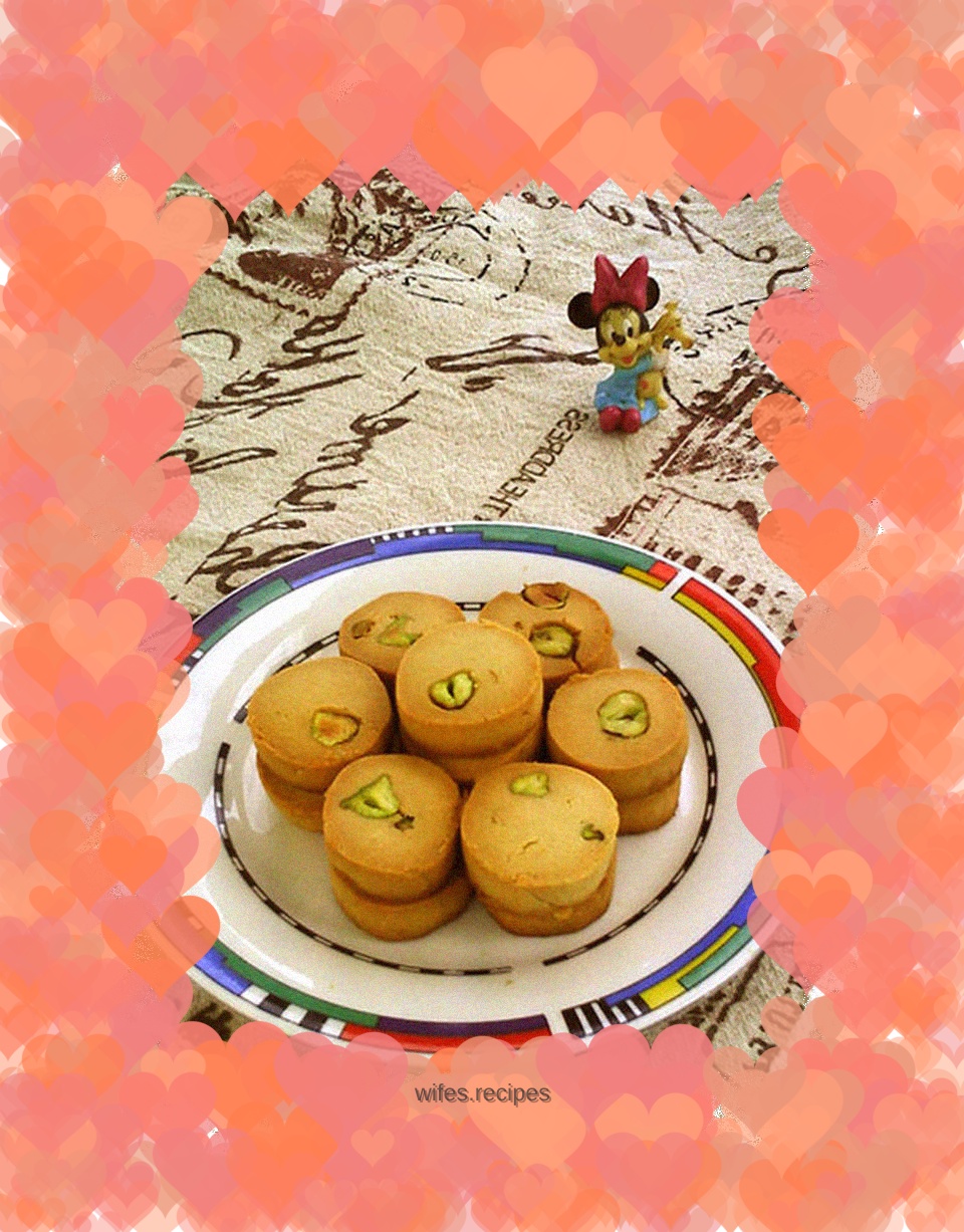 Pistachio Honey Shortbread