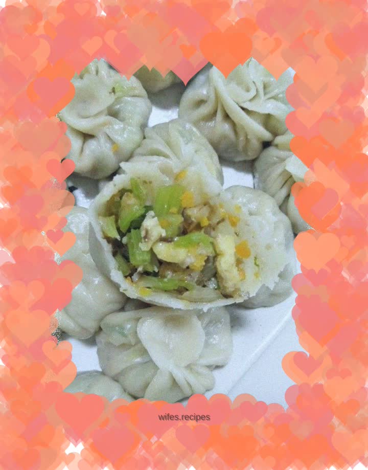 Mushroom and parsley buns