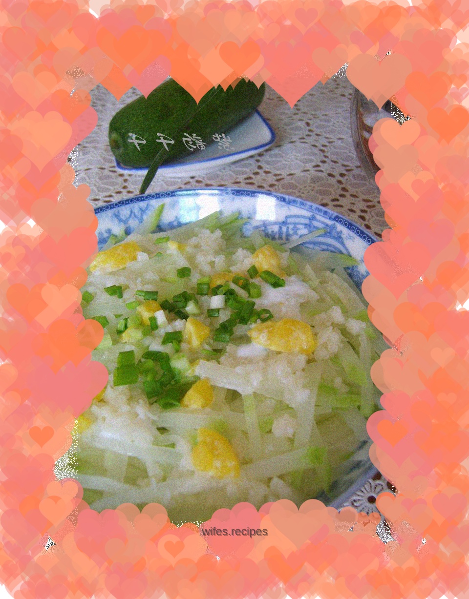 Steamed zucchini shreds with salted egg