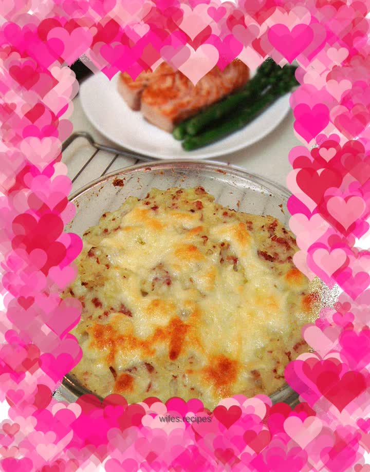 Baked Bacon Mashed Potatoes