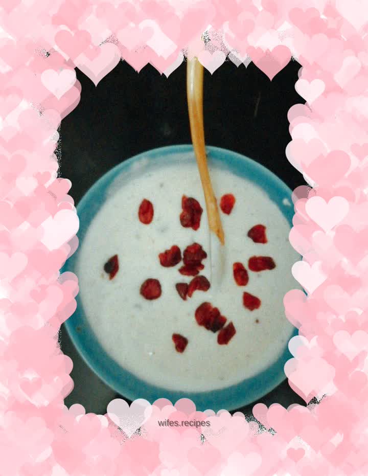 Brushed yogurt (cranberry + blueberry jam)