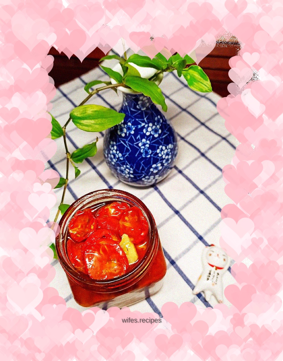 Oil-soaked cherry tomatoes