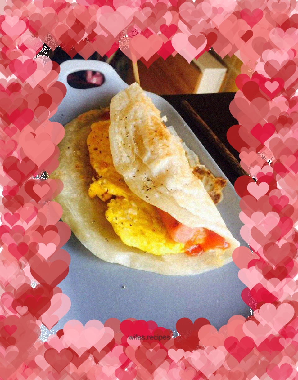 3-minute quick breakfast-hand pancakes