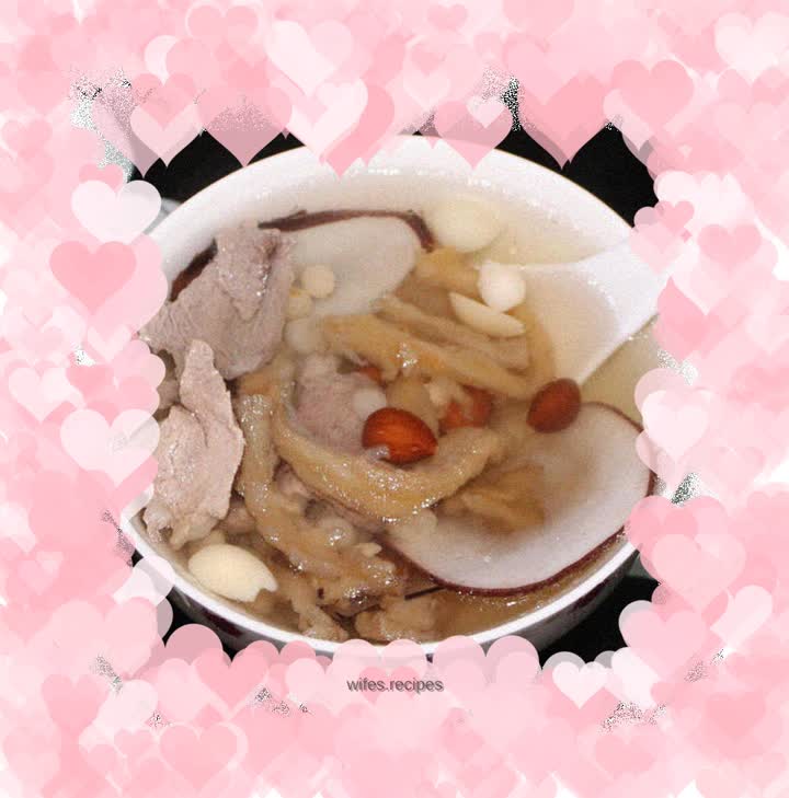 "Undersea Coconut Double Apricot Sichuan Fritillaria Soup"