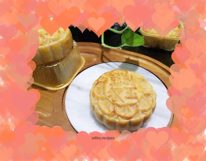 Double Yolk Lotus Seed Mooncake