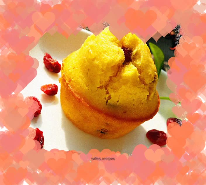 CRANBERRY CORNBREAD MUFFINS