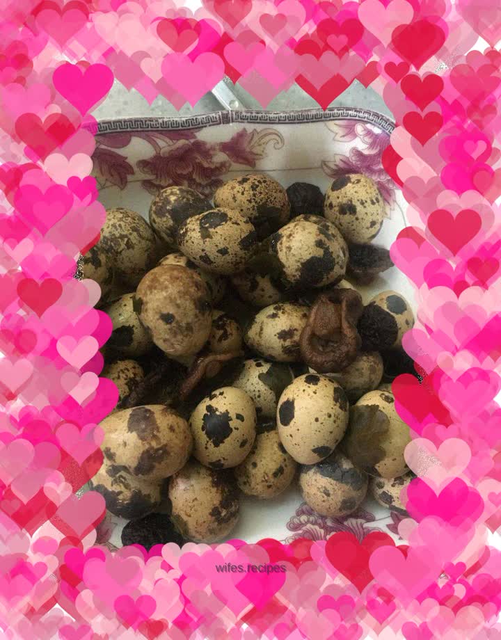 Mushroom tea quail eggs